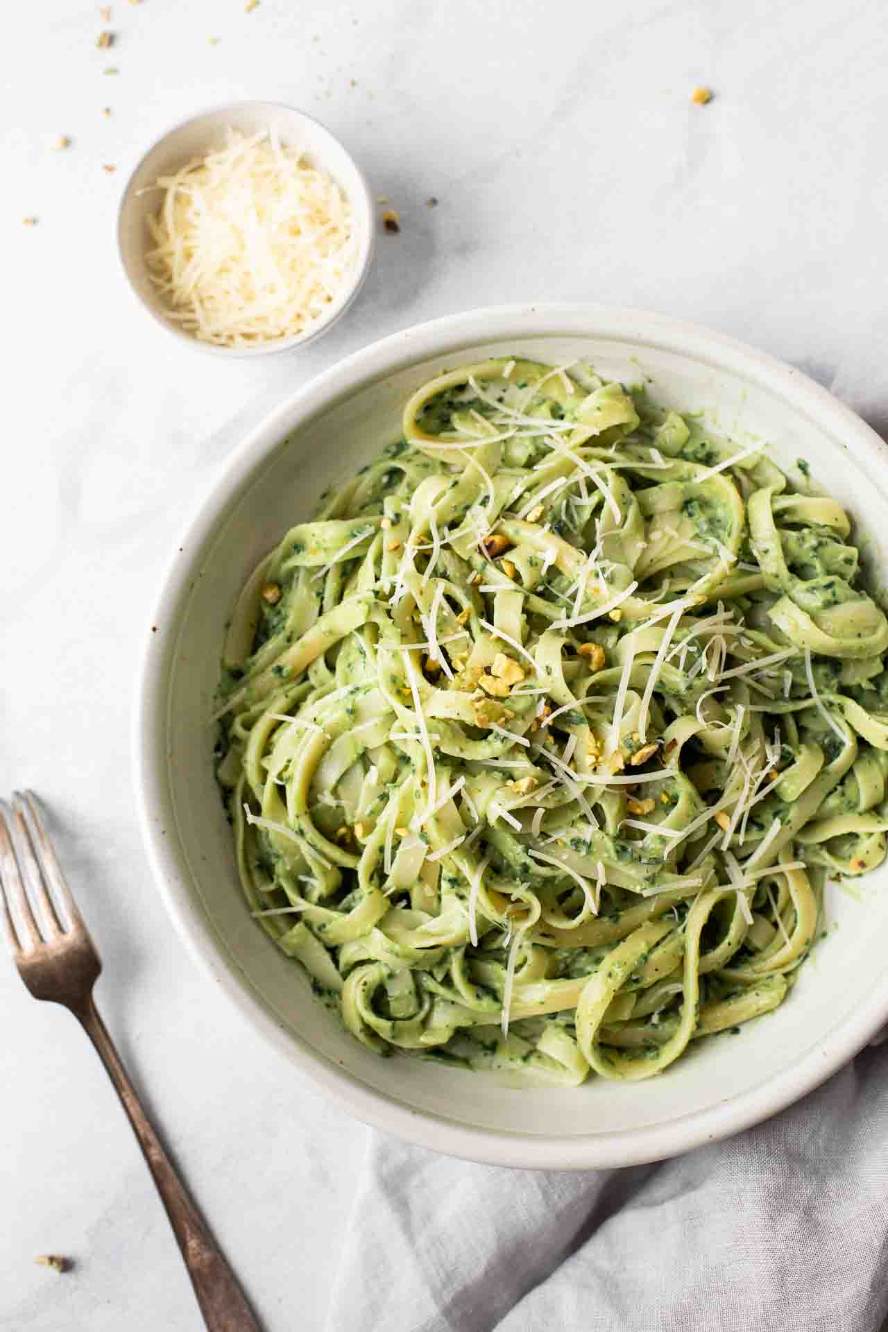 10-Minute-Avocado-Pasta-Sauce-3