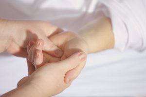 treatment-finger-keep-hand-161477-300x199